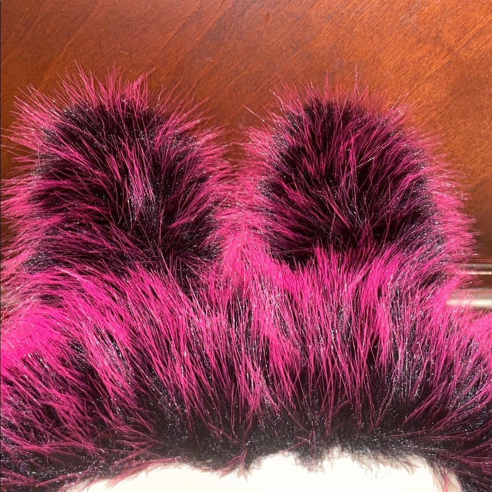 Fuzzy Pink and Black Large Labubu - Picture 5 of 7